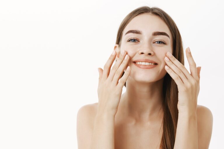 Să apelezi la chirurgia estetică înseamnă că ești nesigur?